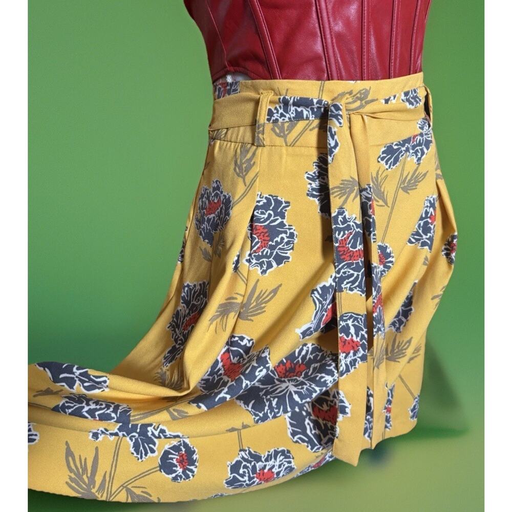 Banana Republic Yellow Gray Floral Flowy Skirt | Cottagecore | Coquette | Swing